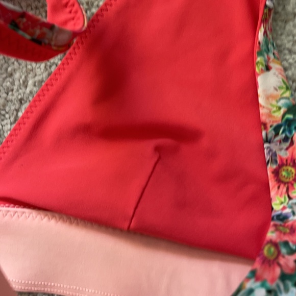 Lululemon swim bikini top 6 - Picture 6 of 6